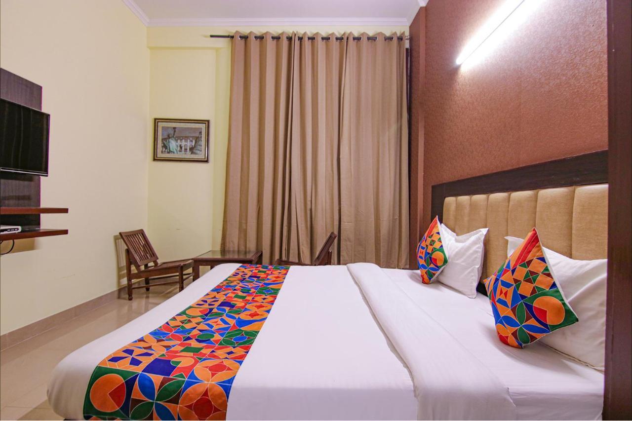 Fabhotel Town Pride Sohana Ngoại thất bức ảnh